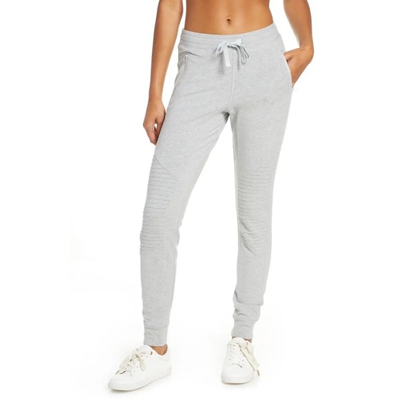 ALO Yoga Pants - Alo Yoga Moto Jogger Pants Heather Gray Quilted Athleisure Slim Fit Womens Small